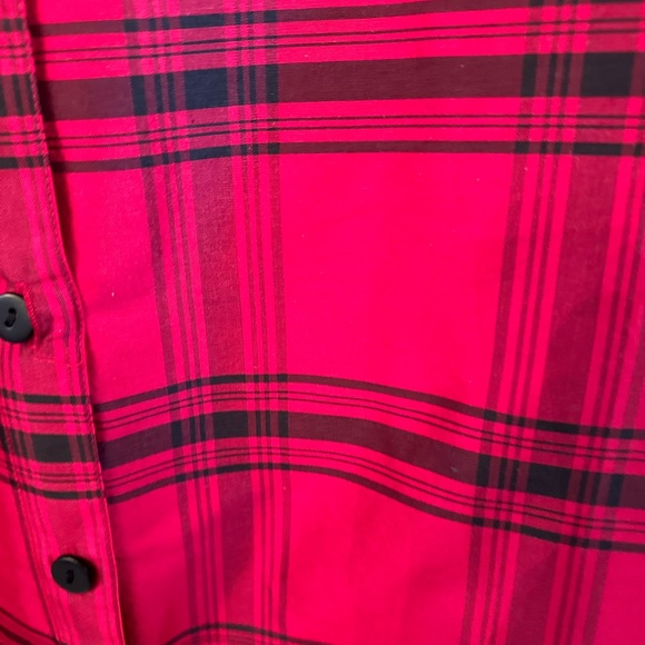 ColdWater Creek 100% Silk Holiday Red and Black Plaid Shirt Size Medium EUC - Picture 4 of 4